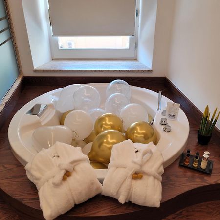 Palazzo Ferrucci Luxury Suites Cagliari Exterior foto