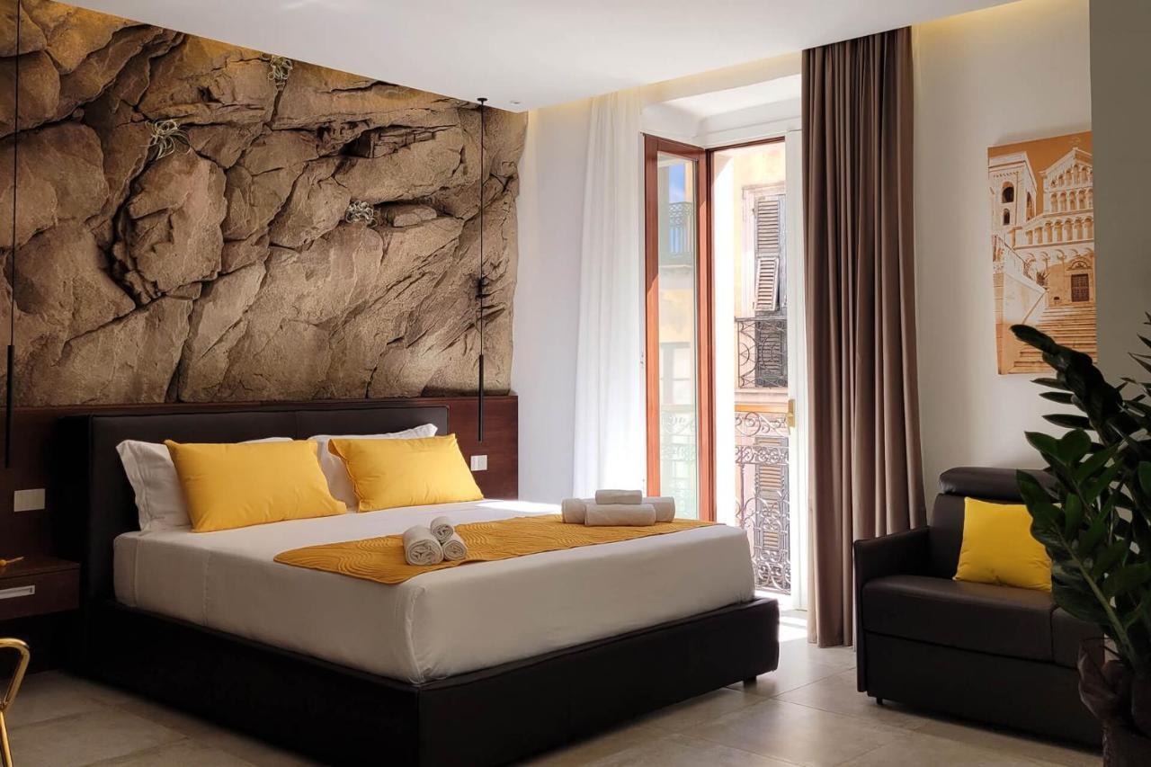 Palazzo Ferrucci Luxury Suites Cagliari Exterior foto